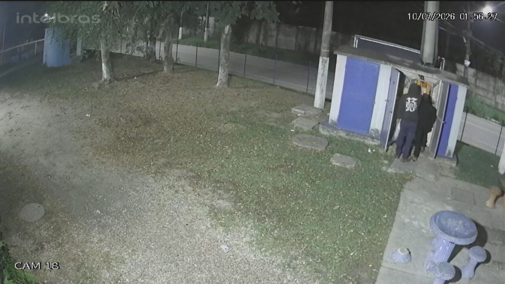 Educação do RJ instala alarme solar contra furto de cabos nas escolas